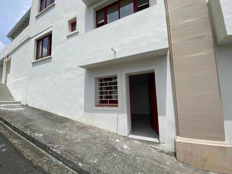 local de 60,38 m² à Louer — photo 1