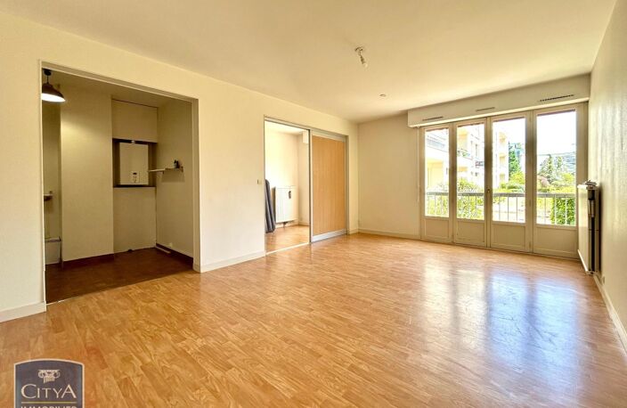 Vente appartement 1 pièce 45 m² Angers (49000) — photo 2