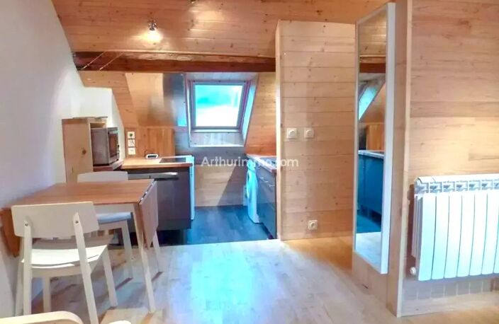GRENOBLE Berriat. STUDIO MEUBLE. — photo 2