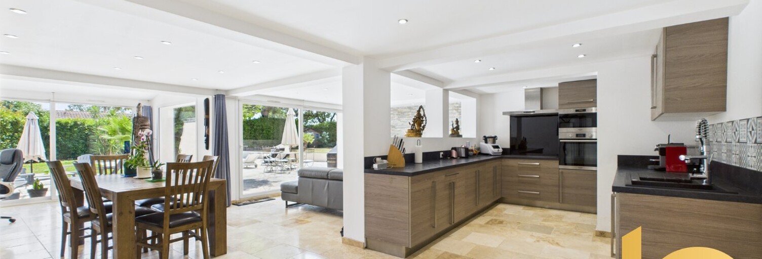 Maison 7 Pièces 194 m² à vendre à Grasse (06130)