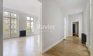 Maison 7 Pièces 270 m² à louer à Paris 8 (75008)