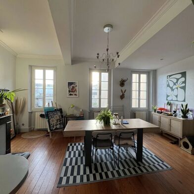 Appartement 3 pièces 605 €