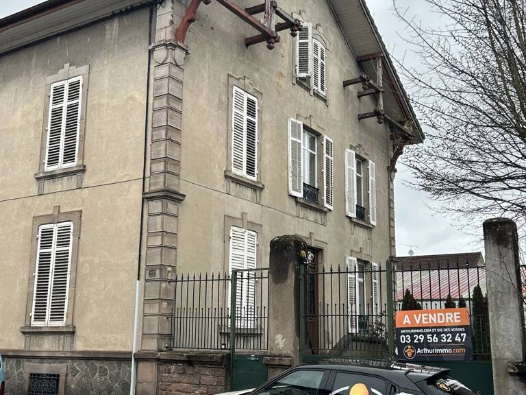 En exclusivité - Belle maison de caractère à Saint-Dié-des-Vosges — photo 1