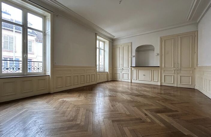 En exclusivité - Belle maison de caractère à Saint-Dié-des-Vosges — photo 2