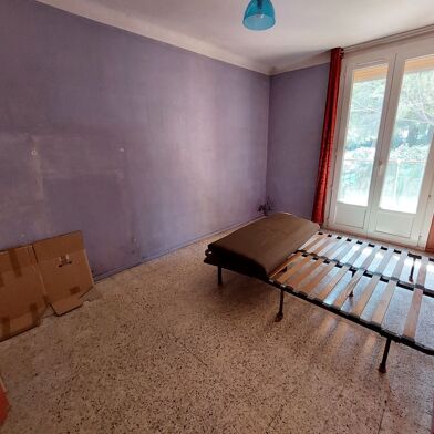 Appartement 3 pièces 128000 €