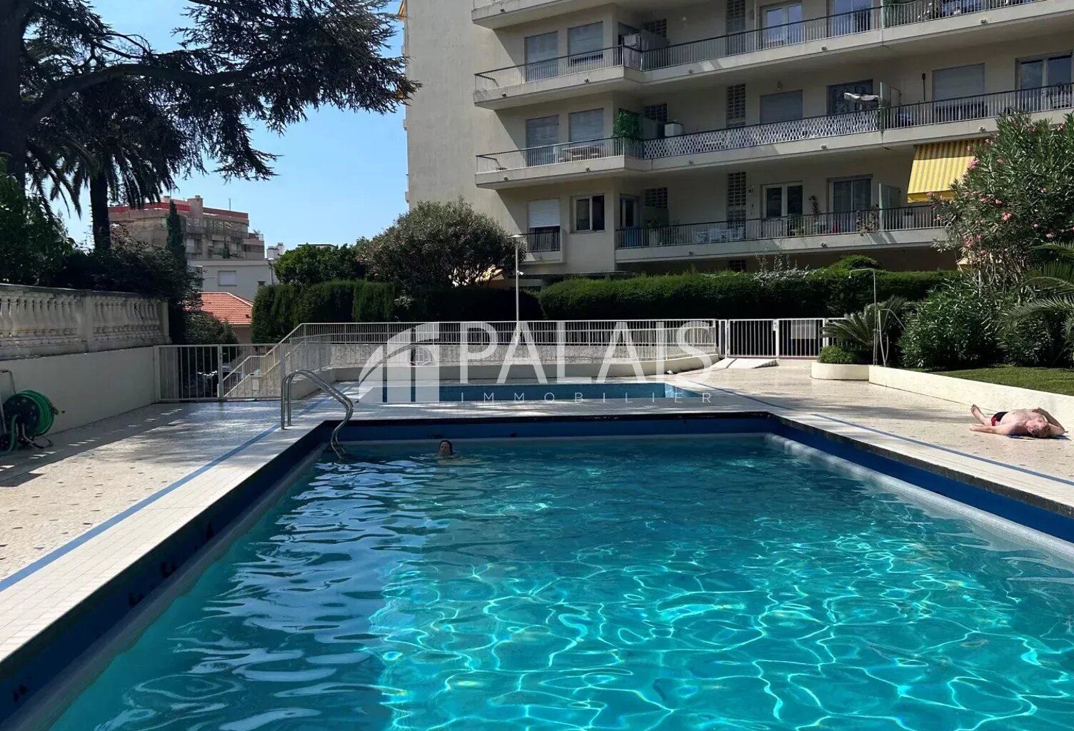 2 Pièces avec Piscine à Louer Vide FABRON — photo 1