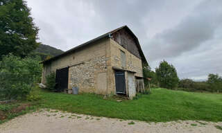 Terrain  3335 m² à vendre à La Bauche (73360)