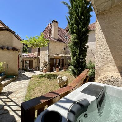 Maison 9 pièces 345000 €