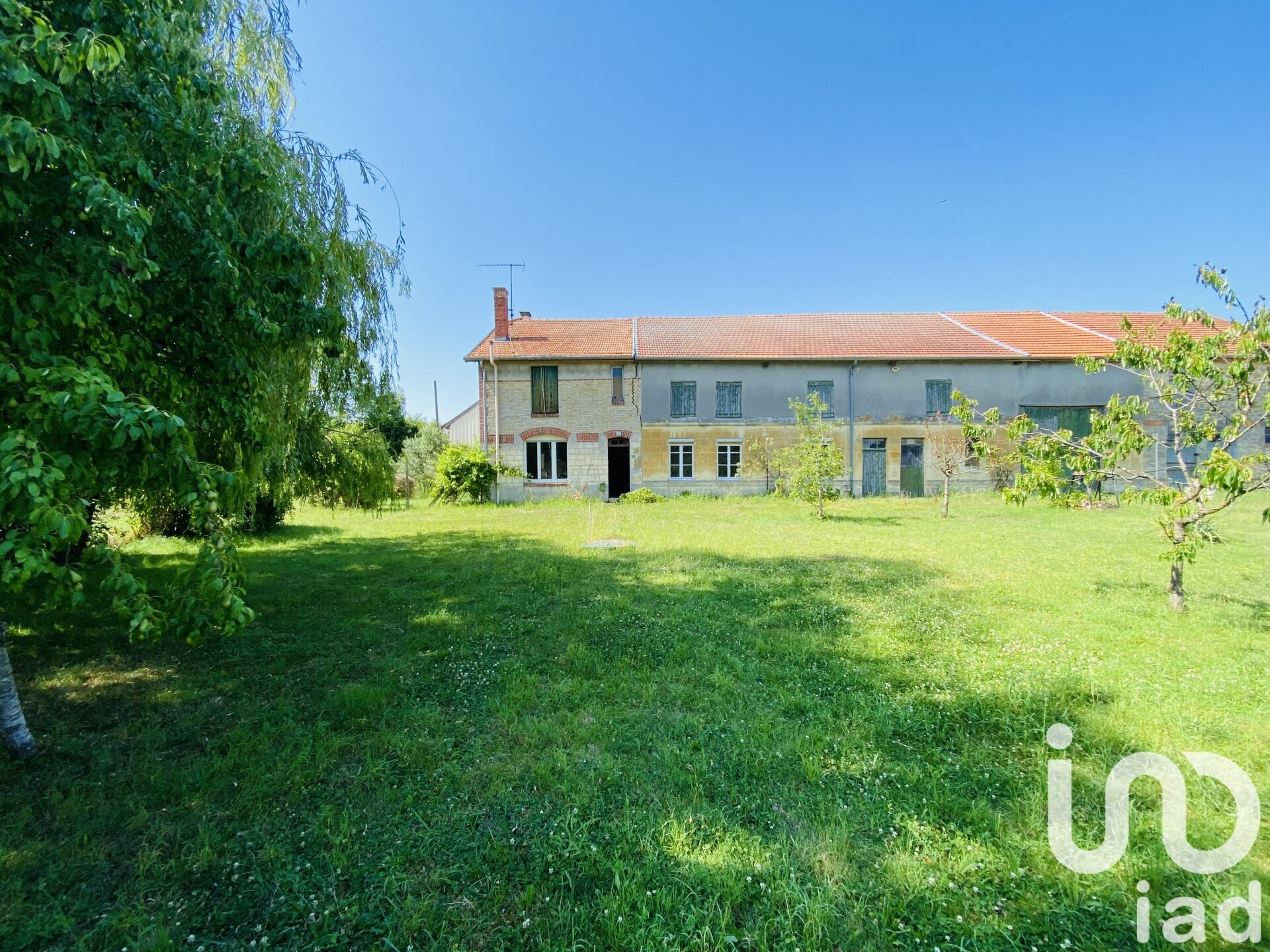 Vouziers - 266m² - 6p. - 4ch.