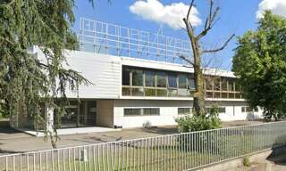 Bureau  883 m² à louer à Villeurbanne (69100)