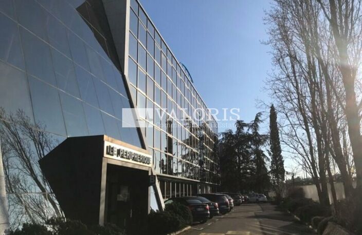BUREAUX à LOUER — photo 2