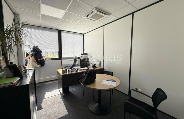 BUREAUX à LOUER — photo 5