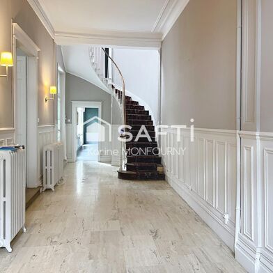 Maison 8 pièces 443990 €