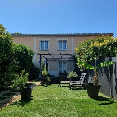 Maison 4 pièces 300000 €