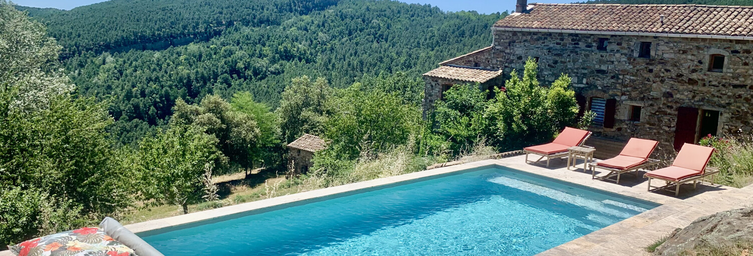 Maison 7 Pièces 161 m² à vendre à Portes (30530)