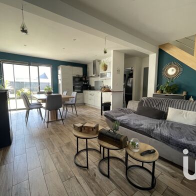 Maison 5 pièces 332500 €