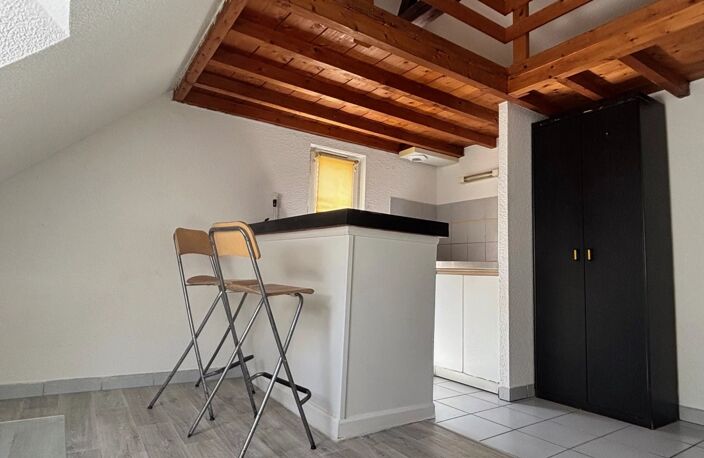 A LOUER - STUDIO AVEC MEZZANINE CHARTRES — photo 3
