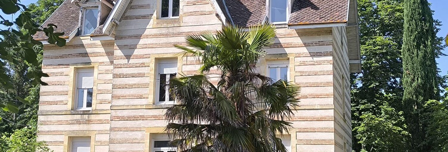 Maison 9 Pièces 195 m² à vendre à Monfaucon (24130)