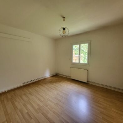 Appartement 4 pièces 93000 €