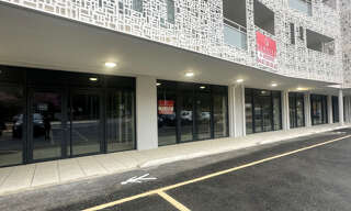 Commerce  74 m² à louer à Saint-Gély-du-Fesc (34980)