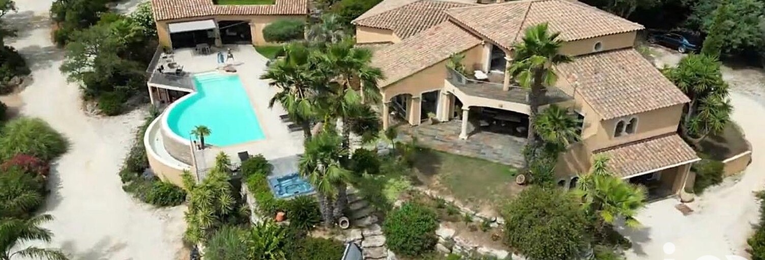 Maison 12 Pièces 460 m² à vendre à Bormes-les-Mimosas (83230)