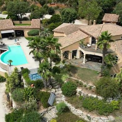 Maison 12 pièces 2500000 €