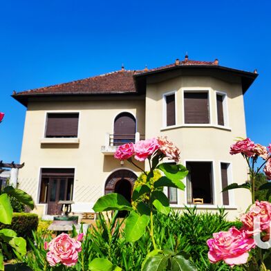 Maison 7 pièces 275000 €