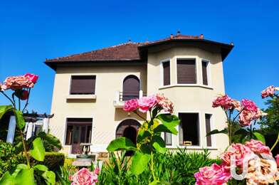 Maison 7 pièces 275000 €