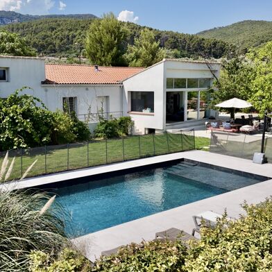 Maison 5 pièces 990000 €