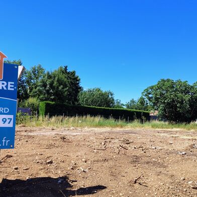 Terrain  32000 €