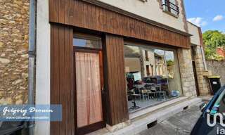 Commerce  595 m² à vendre à Puiseaux (45390)