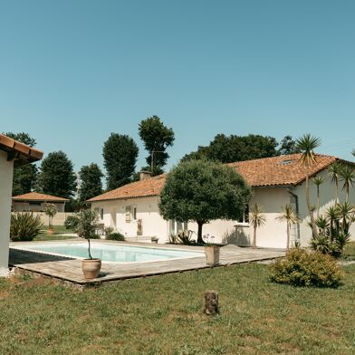 Maison 6 pièces 499000 €