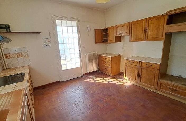 Vente maison 7 pièces 224 m² Saint-Seurin-sur-l'Isle (33660) — photo 3
