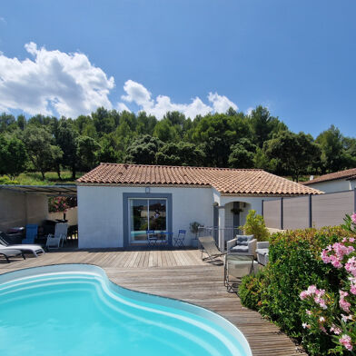 Maison 5 pièces 399000 €