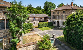 Maison 14 Pièces 800 m² à vendre à Cublize (69550)