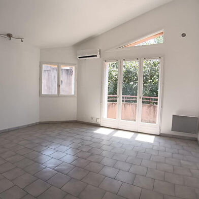 Appartement 1 pièces 520 €