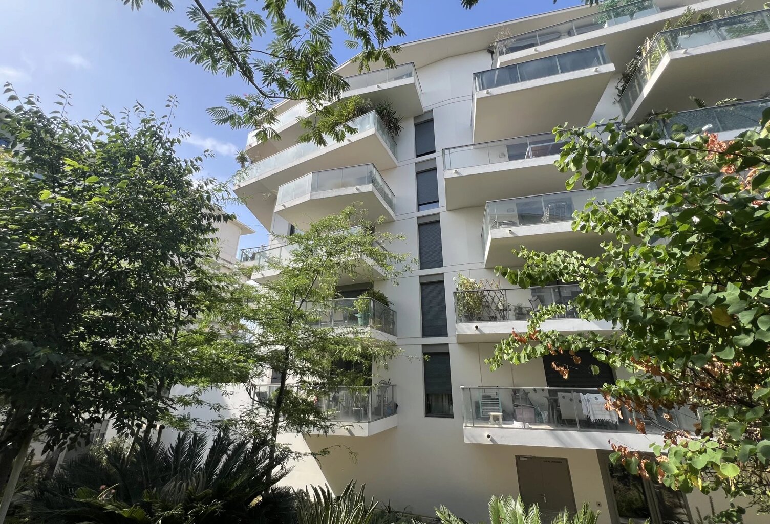 À vendre T3 avec grande terrasse de 22M2,– Résidence Hélénis récente Secteur Millénaire — photo 1
