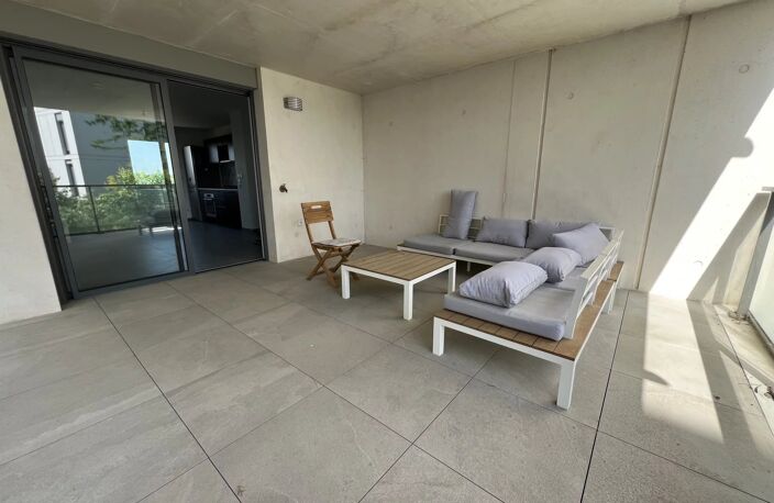 À vendre T3 avec grande terrasse de 22M2,– Résidence Hélénis récente Secteur Millénaire — photo 4