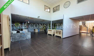 Commerce  750 m² à louer à Moras-en-Valloire (26210)