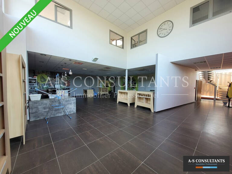 LOCAL COMMERCIAL A LOUER — photo 1