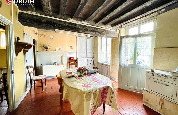 **Maison avec dépendances, Fort potentiel à Thury** — photo 2