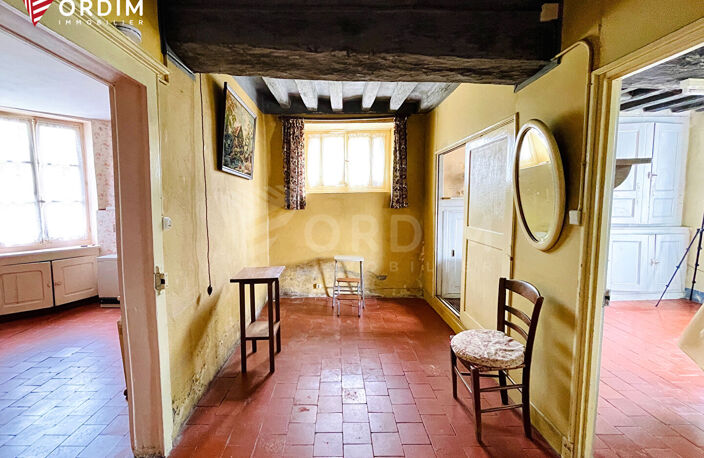 **Maison avec dépendances, Fort potentiel à Thury** — photo 5