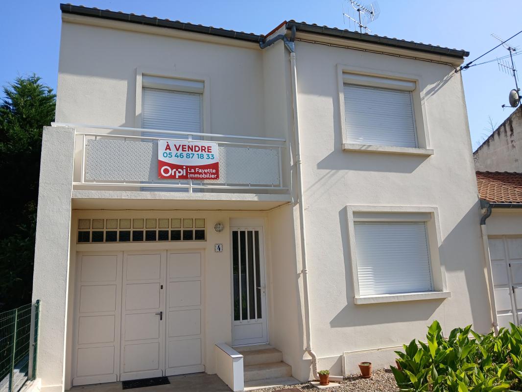 Villa / Maison  T4 à vendre Rochefort 17300