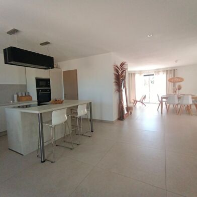 Maison 4 pièces 434000 €