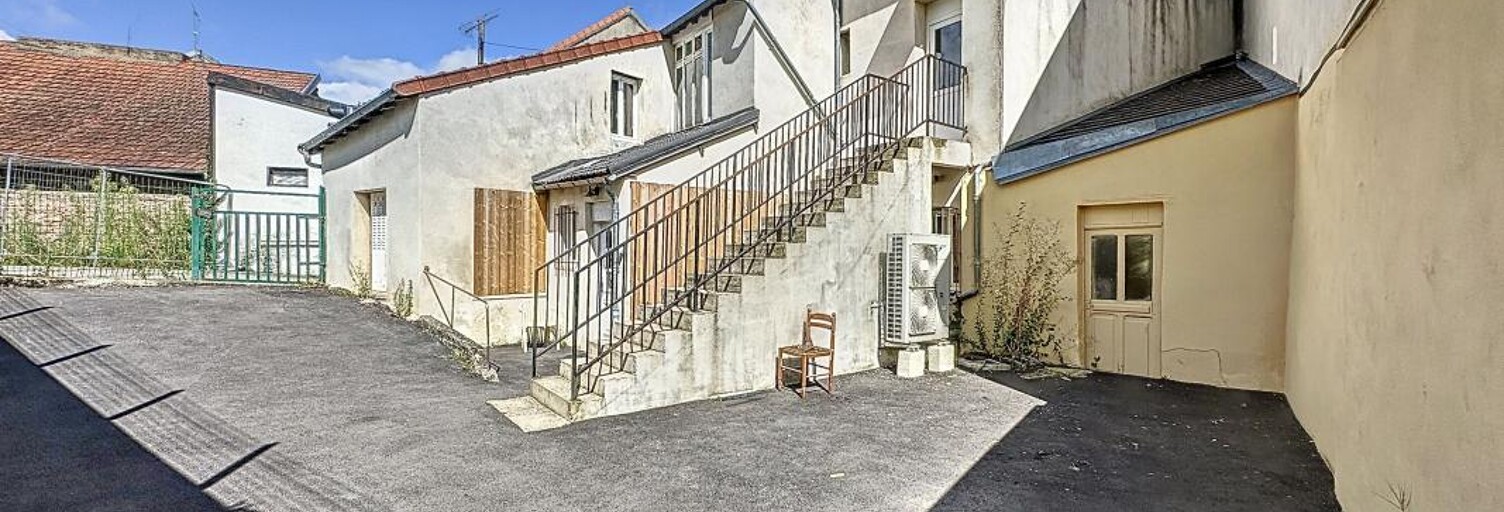 Maison 8 Pièces 230 m² à vendre à Saint-Éloy-les-Mines (63700)