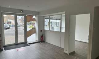 Commerce  81 m² à louer à Rezé (44400)