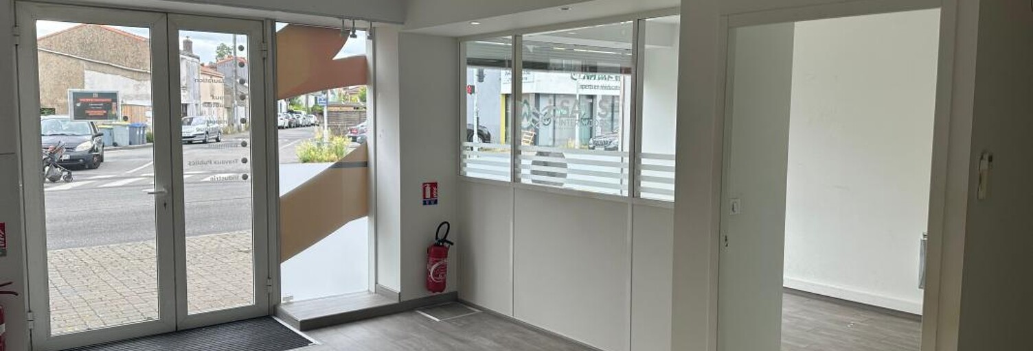 Commerce  81 m² à louer à Rezé (44400)
