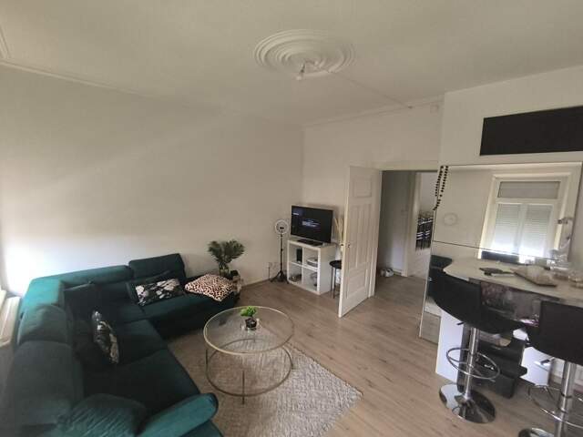 Appartement À Vendre — photo du bien