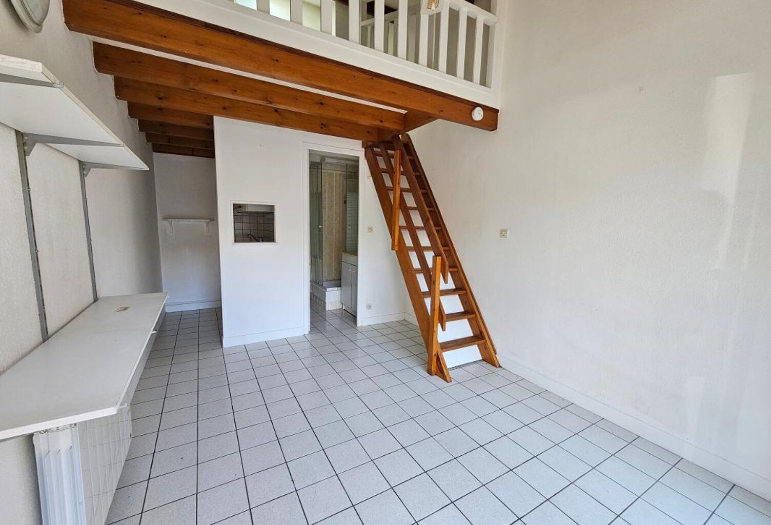 Appartement À Vendre — photo 1