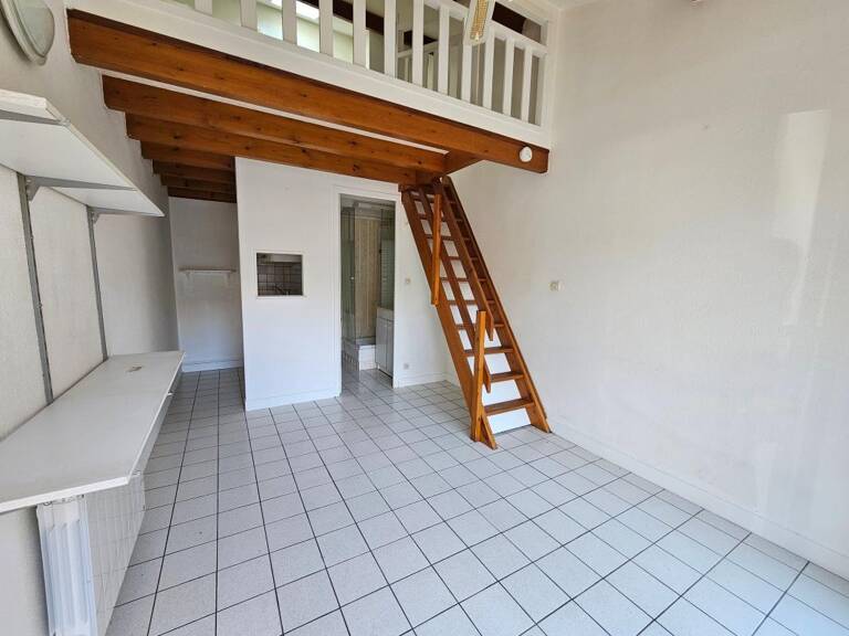Appartement À Vendre — photo 1